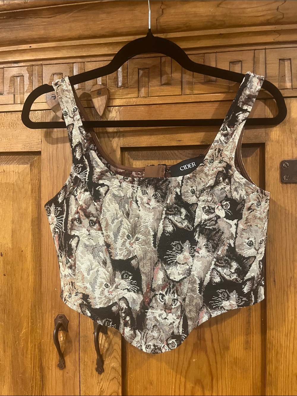 Cider NWT Cat Tapestry Cropped Tank Top - Black, Cream, Brown